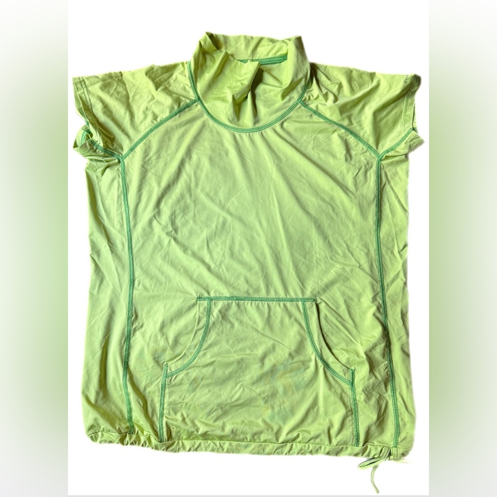 Women’s XLarge Columbia Lime Green Short Sleeve Top with Front Pocket